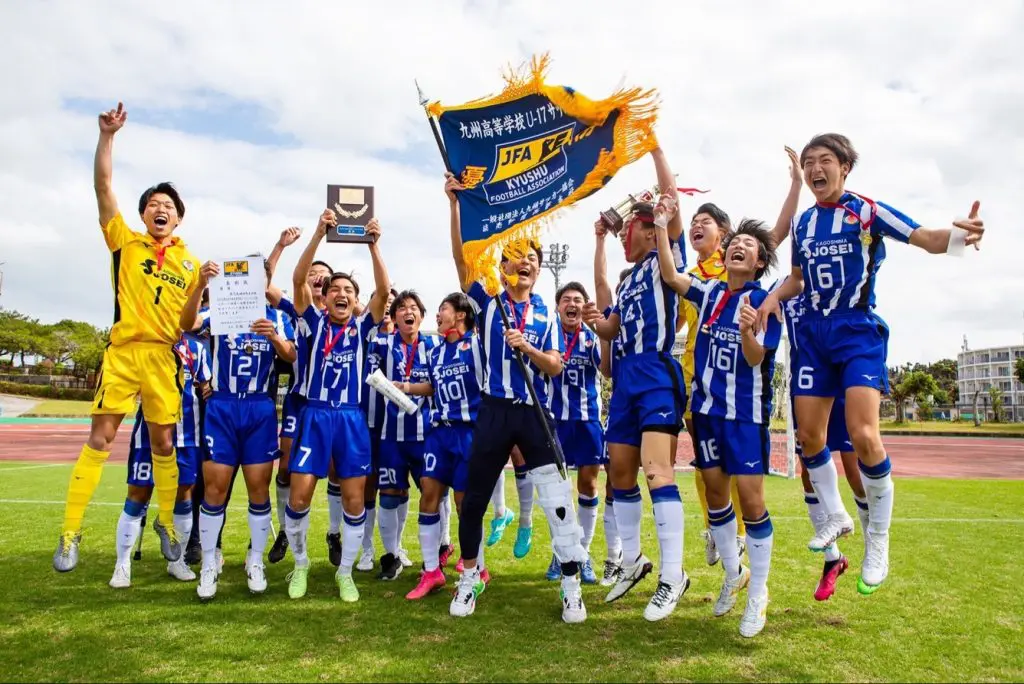 男子サッカー部 九州高等学校サッカー新人大会 優勝（3大会ぶり