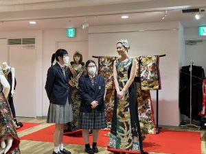 ミスコンテスト女王の冨田七々海さんともお話することができました。