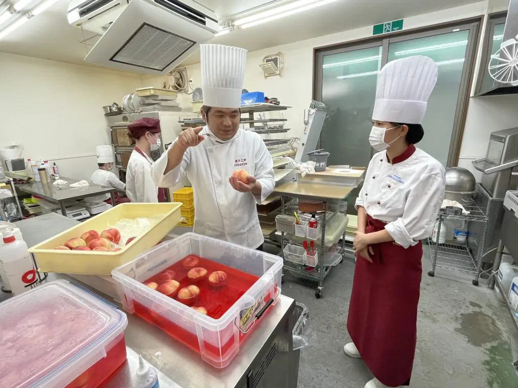 パティシエコース 校外実習が行われました | 日章学園 鹿児島城西高等学校