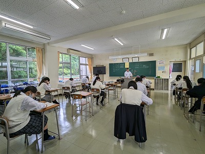 1 日章学園 鹿児島城西高等学校