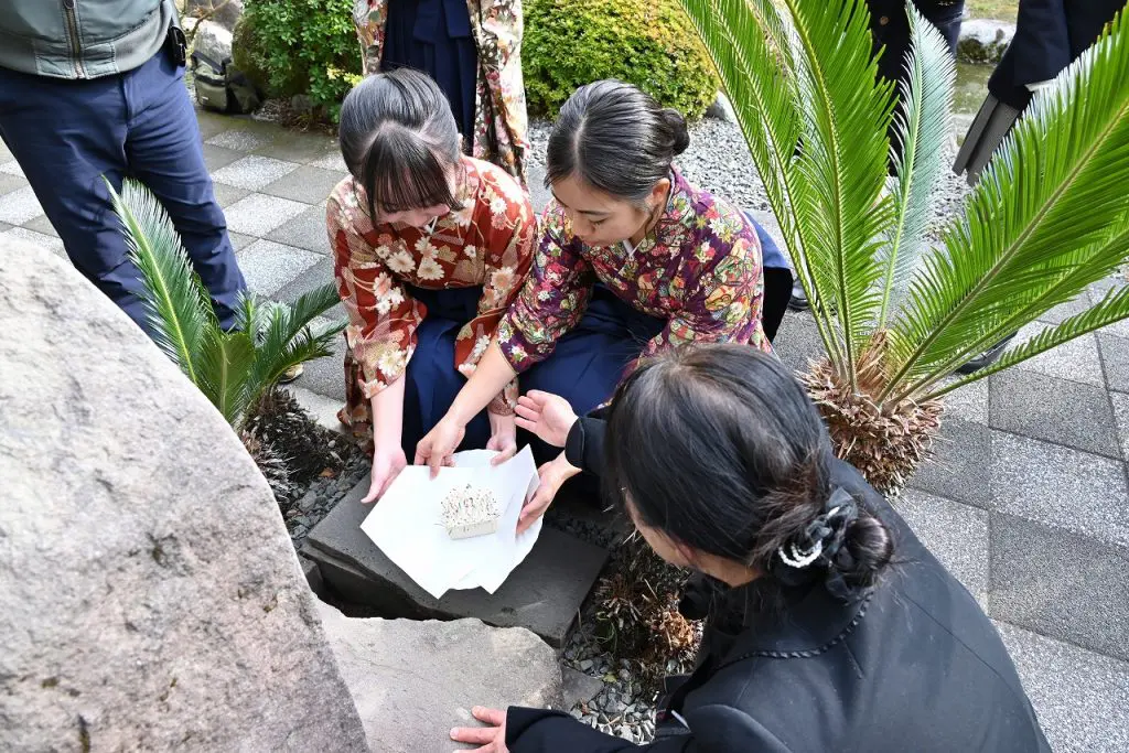 ファッションデザイン科 感謝の気持ちと感動に包まれた12月 | 日章