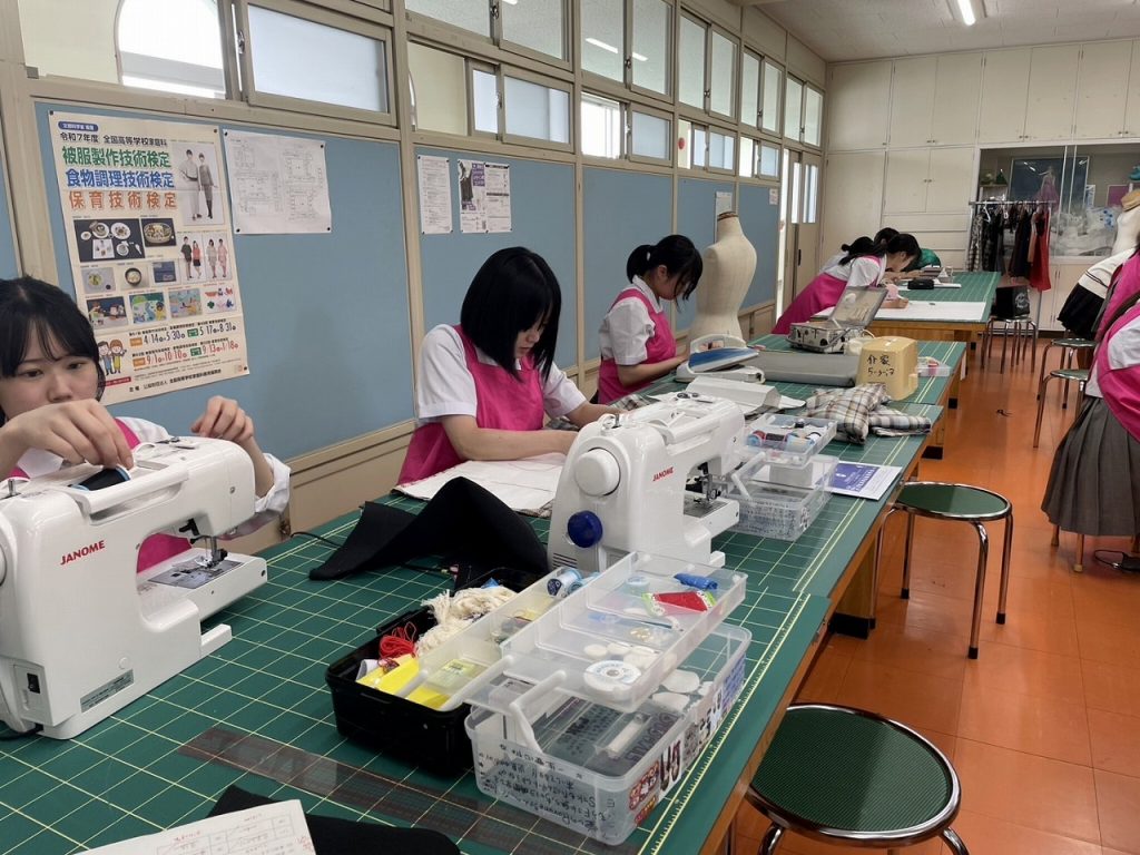 db3925a387f0dbbf4473f79216d4ddc7 1 日章学園 鹿児島城西高等学校
