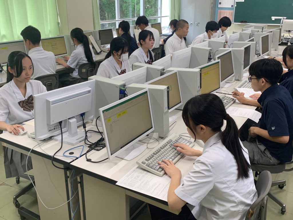 7月表計算１ 日章学園 鹿児島城西高等学校