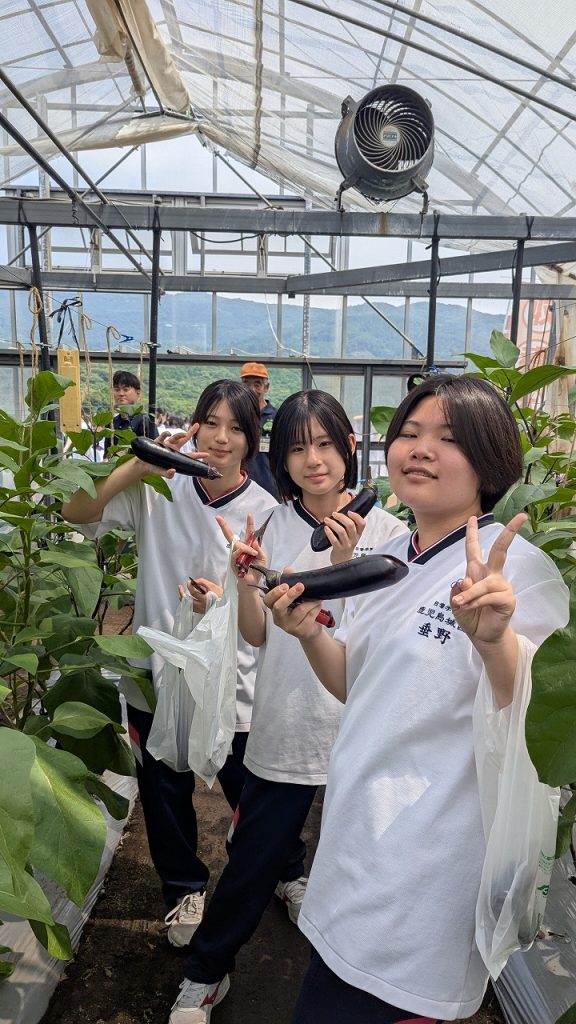 23 日章学園 鹿児島城西高等学校