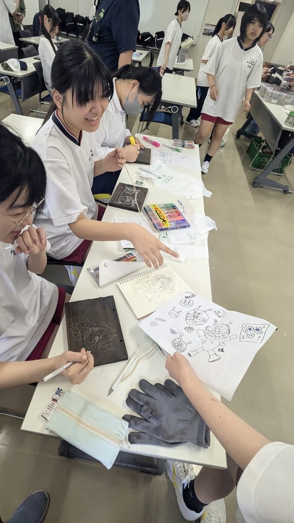 28 日章学園 鹿児島城西高等学校