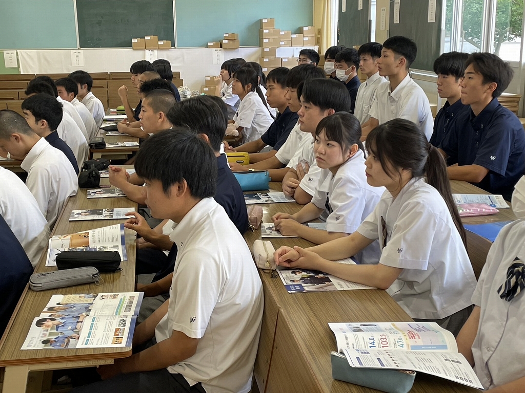 S 148504606 0 1 日章学園 鹿児島城西高等学校