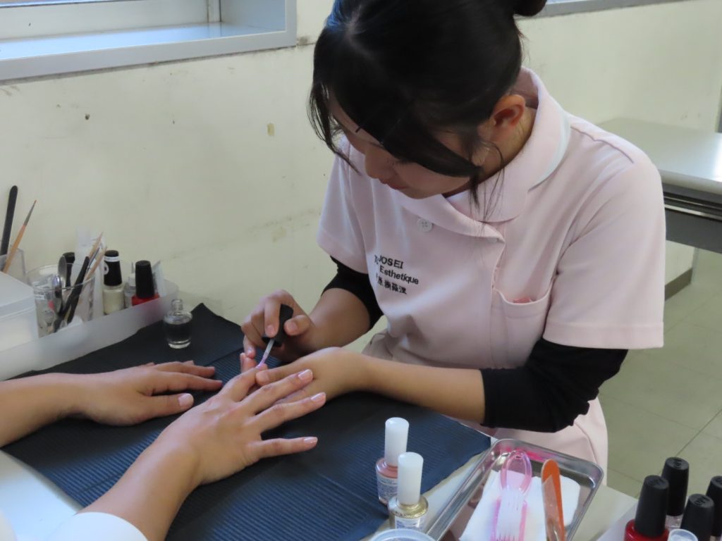 感謝のビューティーサロン 4 IMG 1095 日章学園 鹿児島城西高等学校