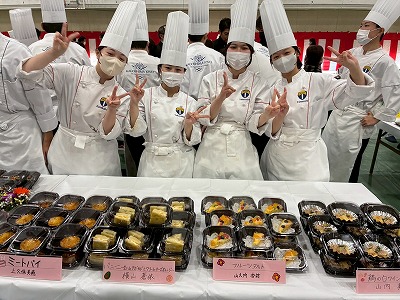 調理科 保護者への感謝の集い 4 LINE ALBUM 20251212 251214 221 日章学園 鹿児島城西高等学校