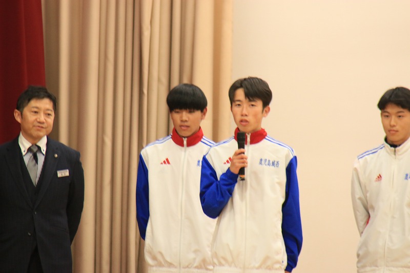 駅伝部・女子バレーボール部 全国大会報告会を実施しました 2 IMG 9346 日章学園 鹿児島城西高等学校