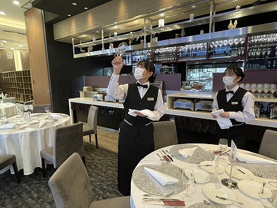 ~おもてなしの心と素敵な笑顔でチャレンジ~ 1 32c802bf1b8f52b44de5346a7b9b8603 1 日章学園 鹿児島城西高等学校