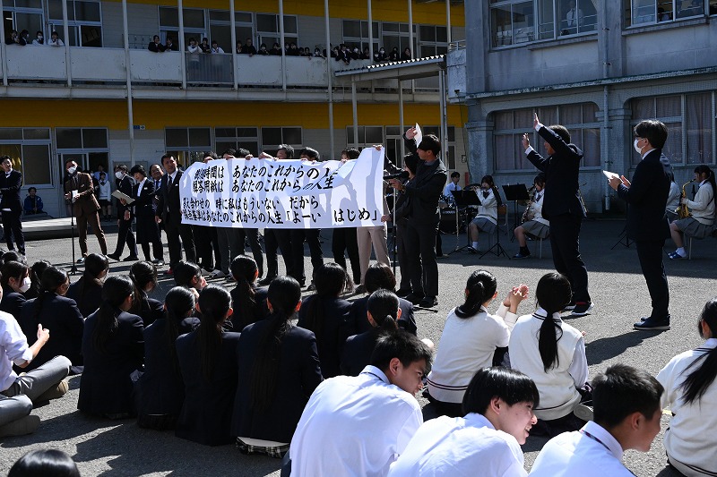 卒業記念植樹・吹奏楽部&チアリーディング合同卒業記念演奏会を行いました。 7 DSC 3319josei2025 1 日章学園 鹿児島城西高等学校