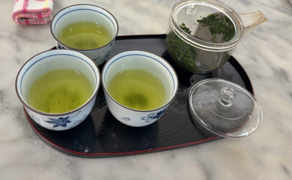 「日置茶」をテーマにした特別授業を実施 1 ae129a32dcf9d2176105f7ce6f0f0843 日章学園 鹿児島城西高等学校